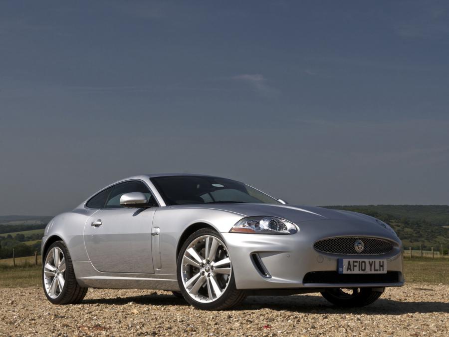  Jaguar XK Coupe 2009 года  (UK) (фото 3 из 13)